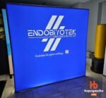 Portatif Işıklı Sponsor Box 300x300